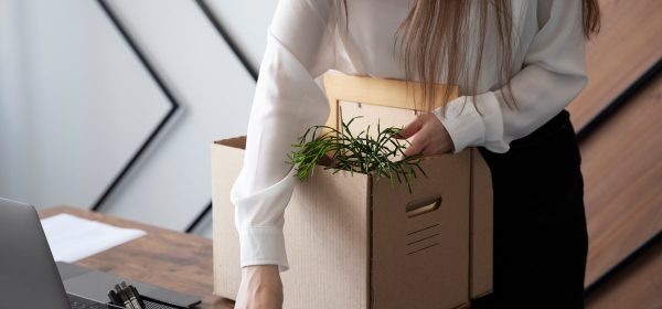 Az azonnali hatályú felmondás szabályai és gyakorlati tudnivalói